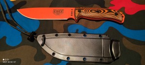 salvos.eu
ESEE Esee-6 3D G10, orange 
