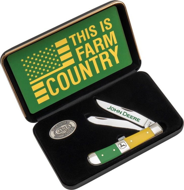 Складной нож Case Cutlery John Deere Trapper Gift Set