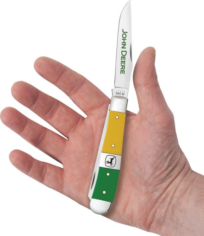 Складной нож Case Cutlery John Deere Trapper Gift Set