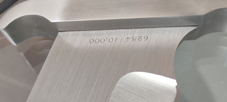 salvos.eu
Rambo 3 Sylvester Stallone Signature Edition knife salvos.eu
Rambo 3 Sylvester Stallone Signature Edition knife