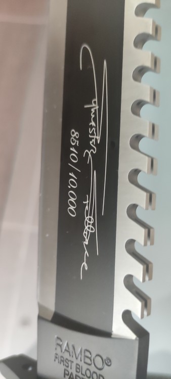 salvos.eu
 Rambo First Blood Part II Stallone Signature Edition knife 