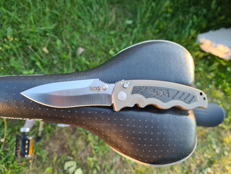 salvos.eu
SOG Zoom CPM S30V folding knife carbon fiber ZM1018-BX salvos.eu
SOG Zoom CPM S30V folding knife carbon fiber ZM1018-BX