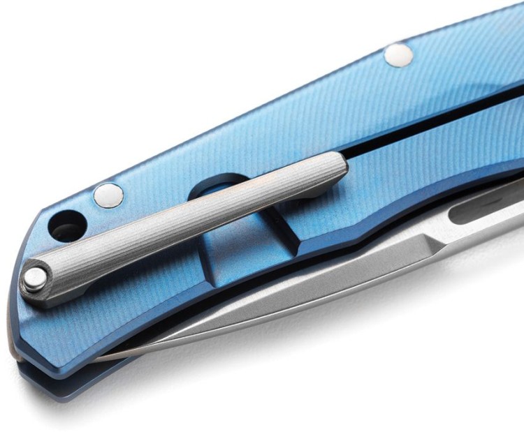 Taschenmesser LionSteel Q4ttro | Blue Titanium CF | MagnaCut Taschenmesser LionSteel Q4ttro | Blue Titanium CF | MagnaCut