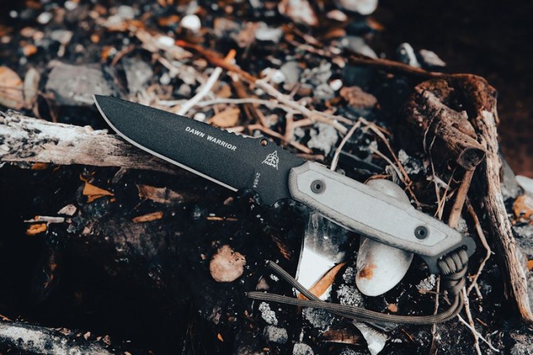 Feststehendes Messer TOPS Dawn Warrior Feststehendes Messer TOPS Dawn Warrior