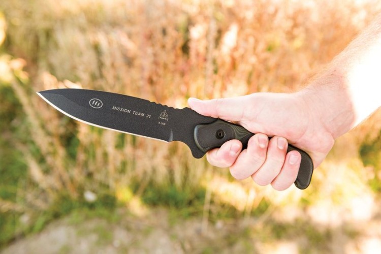 Cuchillo Cuchillo | Navajas TOPS Mission Team 21