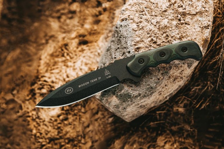 Cuchillo Cuchillo | Navajas TOPS Mission Team 21