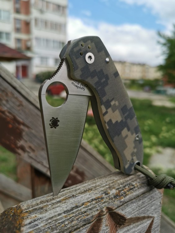 salvos.eu
Spyderco Para 3 camo folding C223GPCMO salvos.eu
Spyderco Para 3 camo folding C223GPCMO
