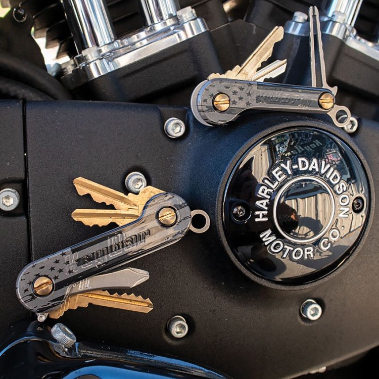 Cuchillo Ama de casa KeyBar Black and Gray Flag