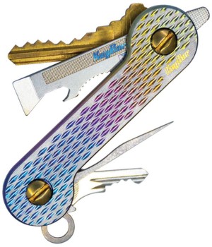 Ключница KeyBar Titanium Scales